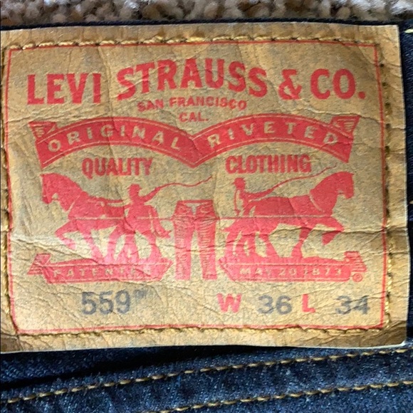 LEVI men’s dark blue straight leg jeans - Picture 4 of 7
